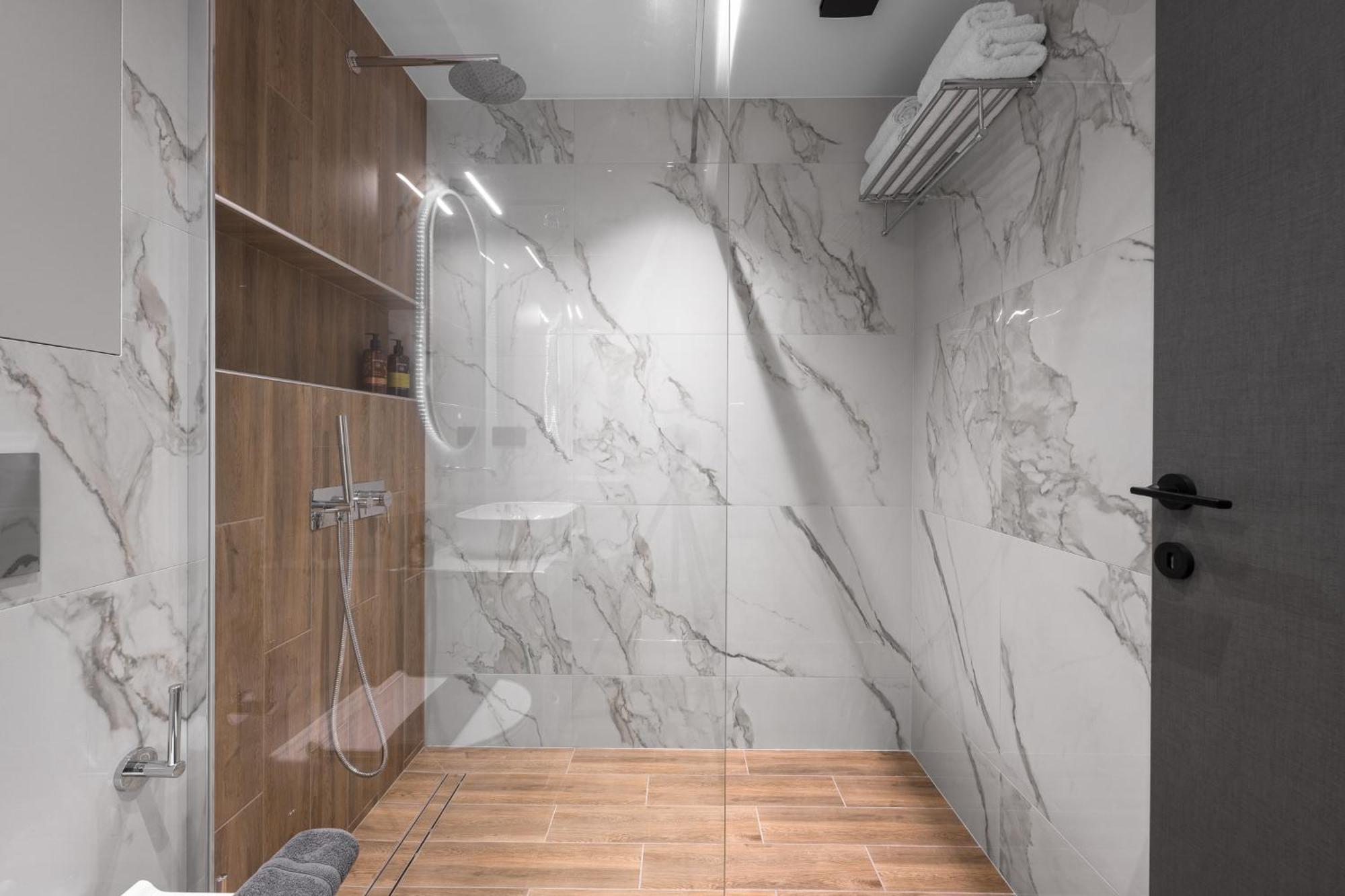 No9, Chic & Modern 2Bdr Apartment In The Centre Of Thessaloniki Exterior photo